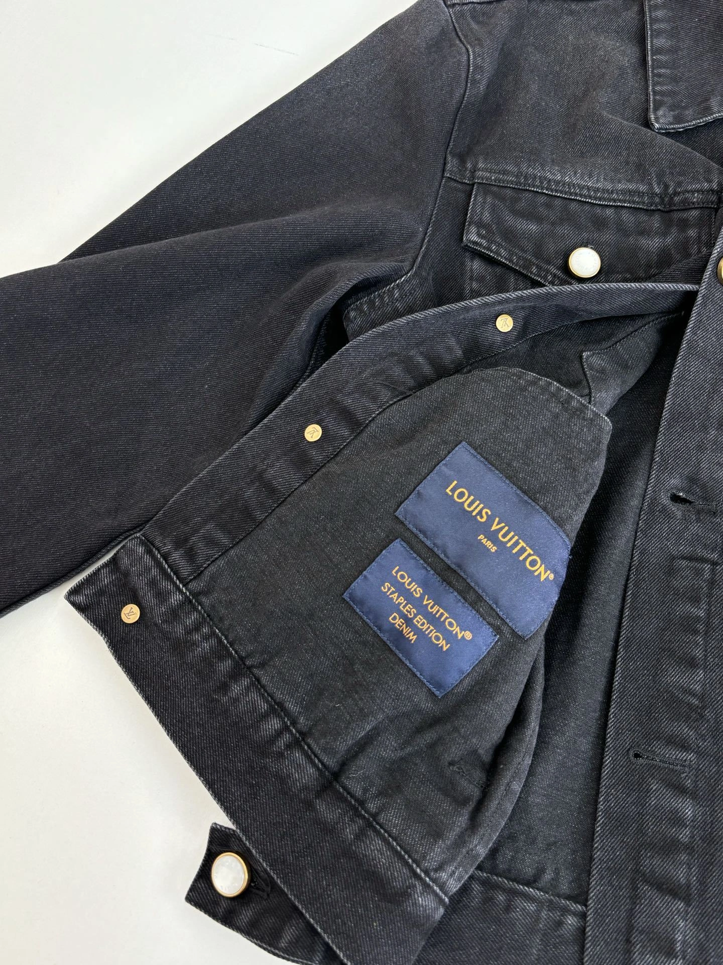 wg.luxury-- 8V embroidery item:E-F363I2346H